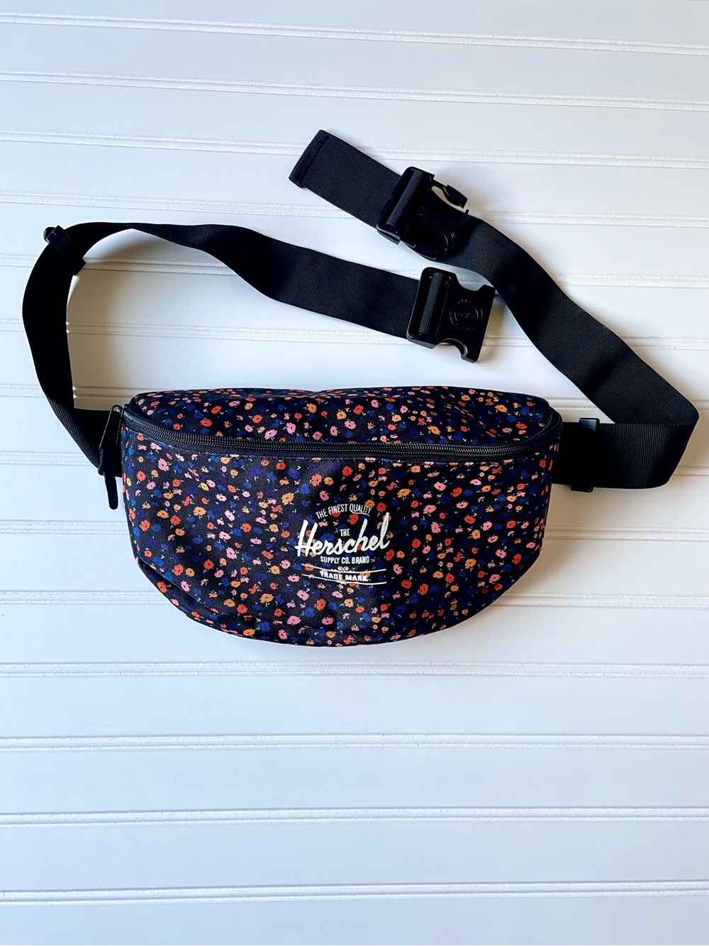 Herschel Hip Pack 4.5 L Kaine Black Floral Large Fanny Lumbar Belt Bag Gorpcore